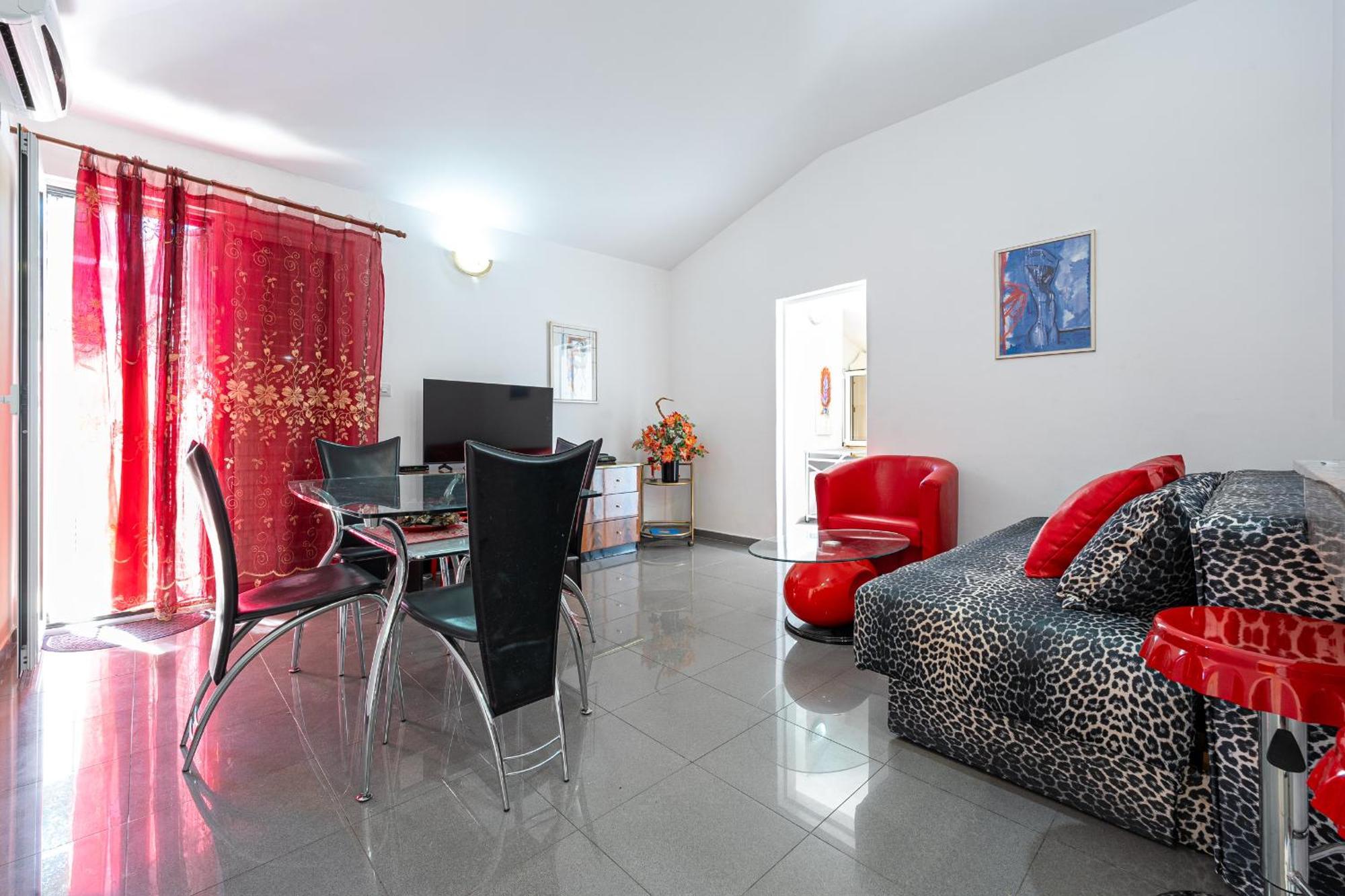 Sun Rose Apartments Sveti Stefan Room photo